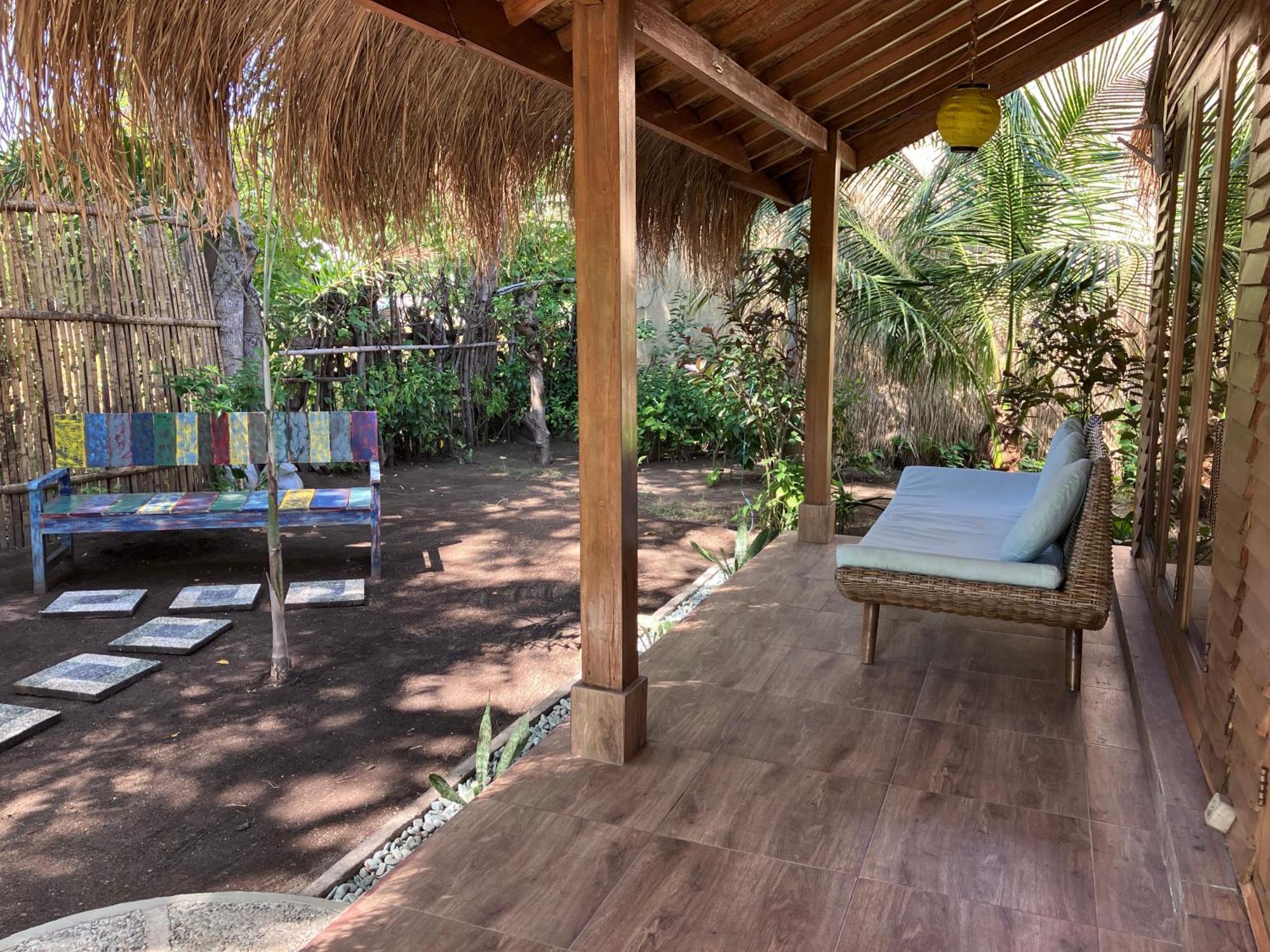 Meno Madia Bungalows Gili Meno Dış mekan fotoğraf