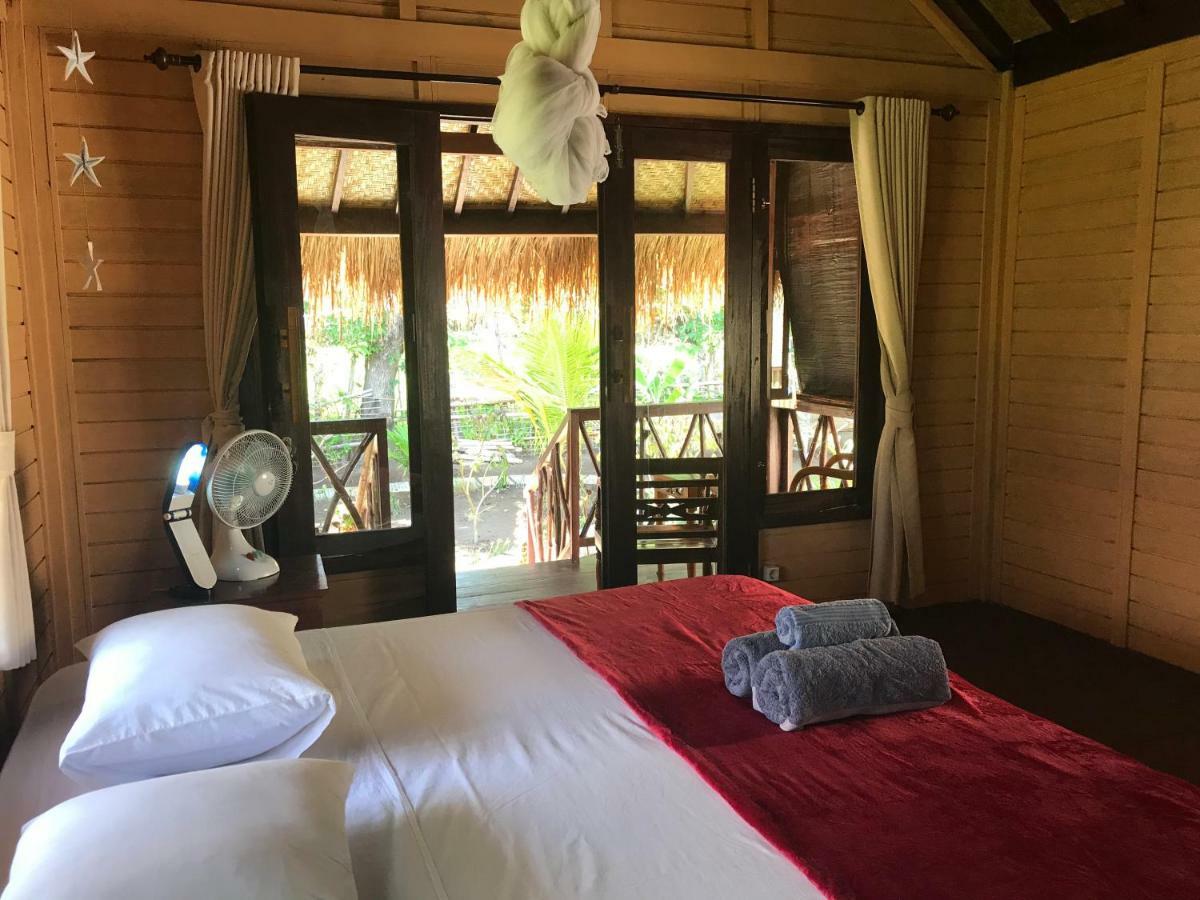 Meno Madia Bungalows Gili Meno Dış mekan fotoğraf